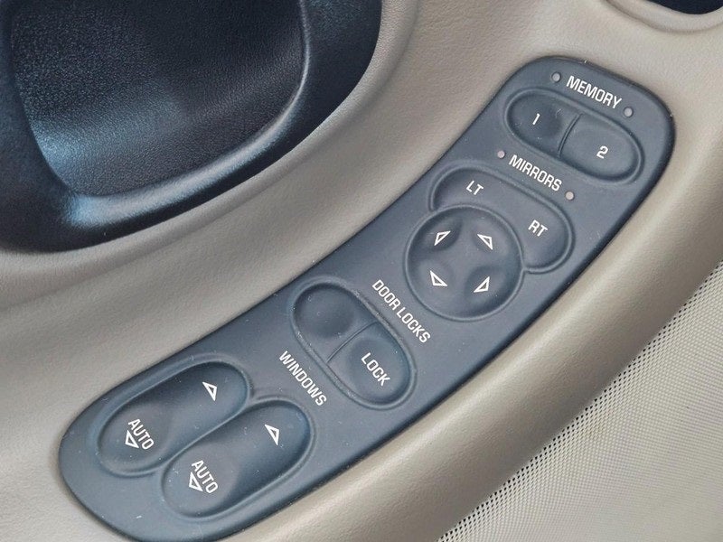 2003 Chevrolet Corvette Base