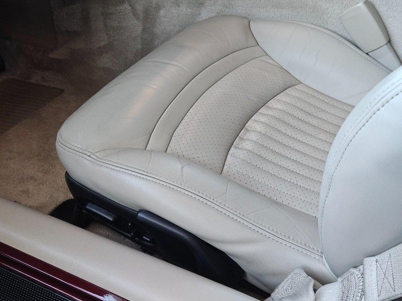 2003 Chevrolet Corvette Base