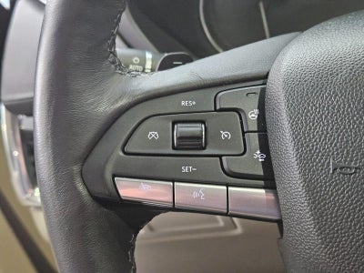 2022 Cadillac XT4 Premium Luxury