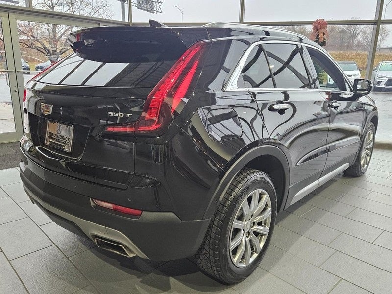 2022 Cadillac XT4 Premium Luxury