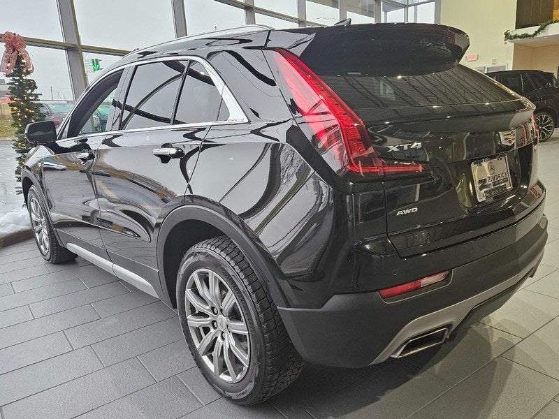 2022 Cadillac XT4 Premium Luxury