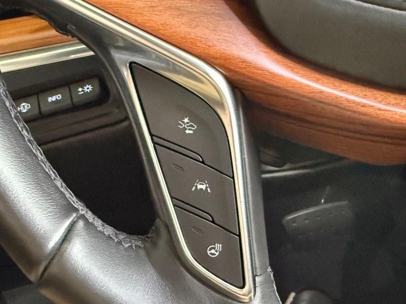 2019 Cadillac XT5 Platinum