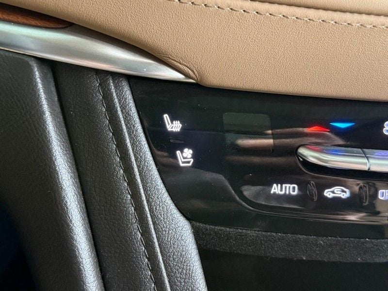 2019 Cadillac XT5 Platinum
