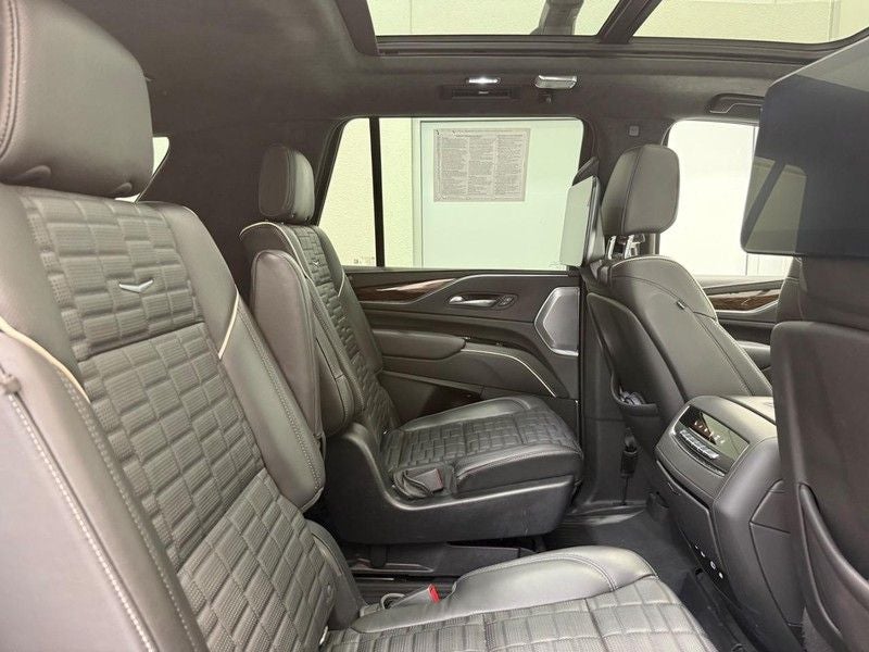 2022 Cadillac Escalade Sport Platinum