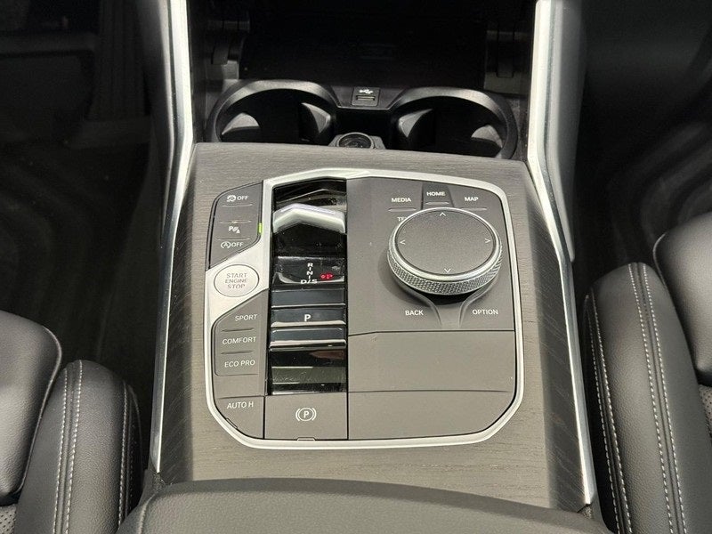 2024 BMW 3 Series 330i xDrive