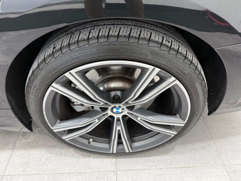 2024 BMW 3 Series 330i xDrive