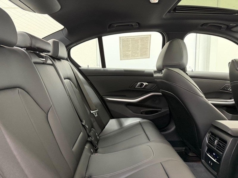 2024 BMW 3 Series 330i xDrive