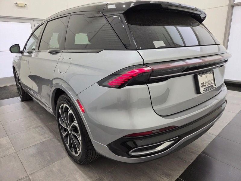 2025 Lincoln Nautilus Reserve