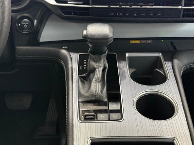2025 Toyota Sienna LE 8 Passenger