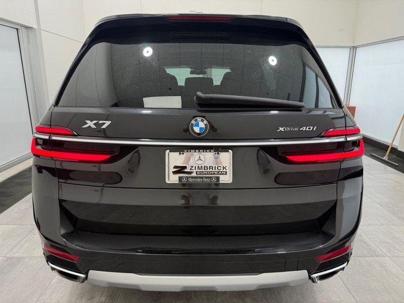 2023 BMW X7 xDrive40i