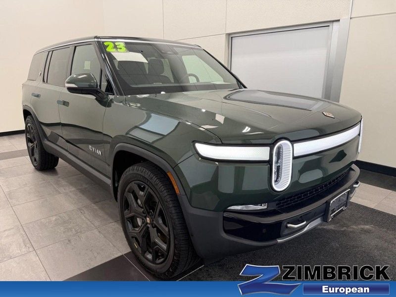 2023 Rivian R1S Adventure Dual-Motor Max Pack's photo