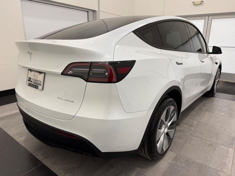 Used 2024 Tesla Model Y Long Range with VIN 7SAYGDEE6RA251856 for sale in Madison, WI