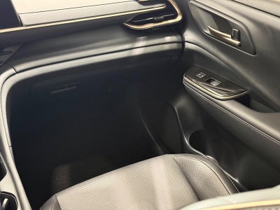 2025 Toyota Crown Platinum