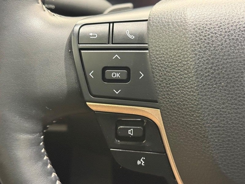 2025 Toyota Crown Platinum