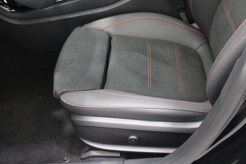 2025 Mercedes-Benz CLA CLA 250 4MATIC®