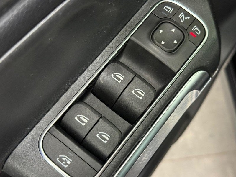 2025 Mercedes-Benz GLB GLB 250 4MATIC®