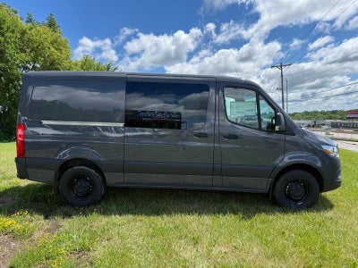 2026 Mercedes-Benz Sprinter 2500 Crew 144 WB
