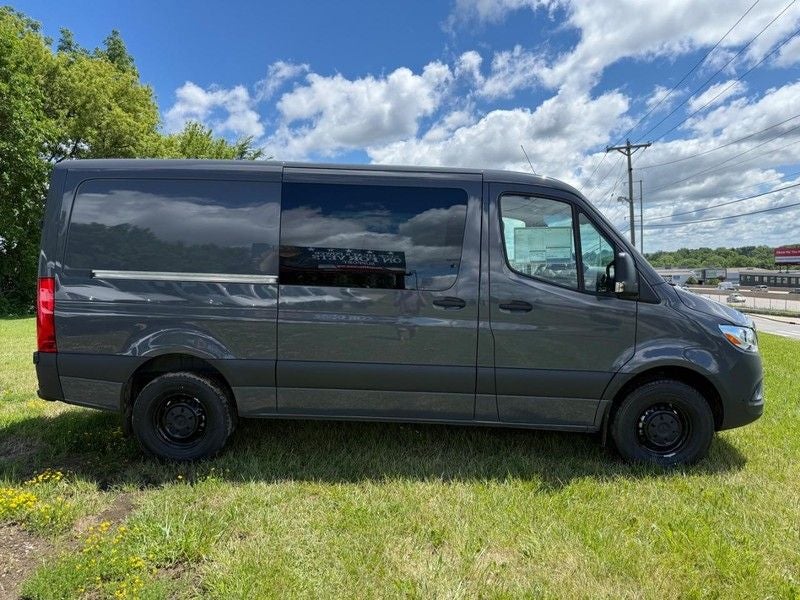 2026 Mercedes-Benz Sprinter 2500 Crew 144 WB