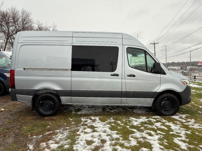 2026 Mercedes-Benz Sprinter 2500 Cargo 144 WB