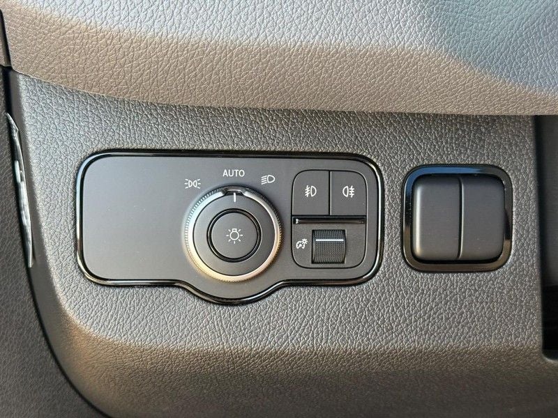 2026 Mercedes-Benz Sprinter 2500 Cargo 170 WB AWD
