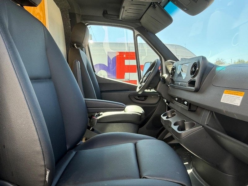 2024 Mercedes-Benz Sprinter 4500 Standard Roof