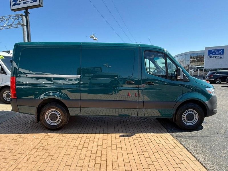 2025 Mercedes-Benz Sprinter 2500 Cargo 144 WB