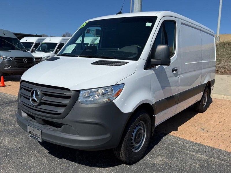 2025 Mercedes-Benz Sprinter 2500 Cargo 144 WB