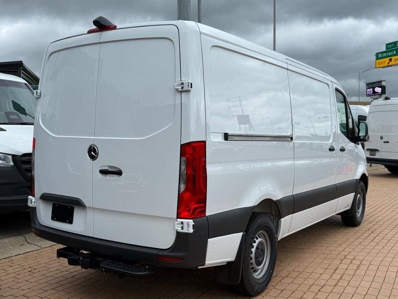 2026 Mercedes-Benz Sprinter 2500 Cargo 144 WB WORKER