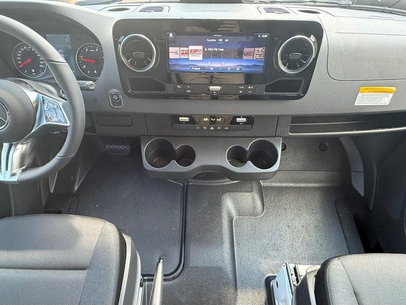 2026 Mercedes-Benz Sprinter 2500 Cargo 144 WB