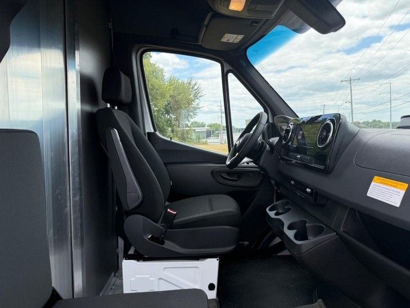 2026 Mercedes-Benz Sprinter 2500 Cargo 144 WB