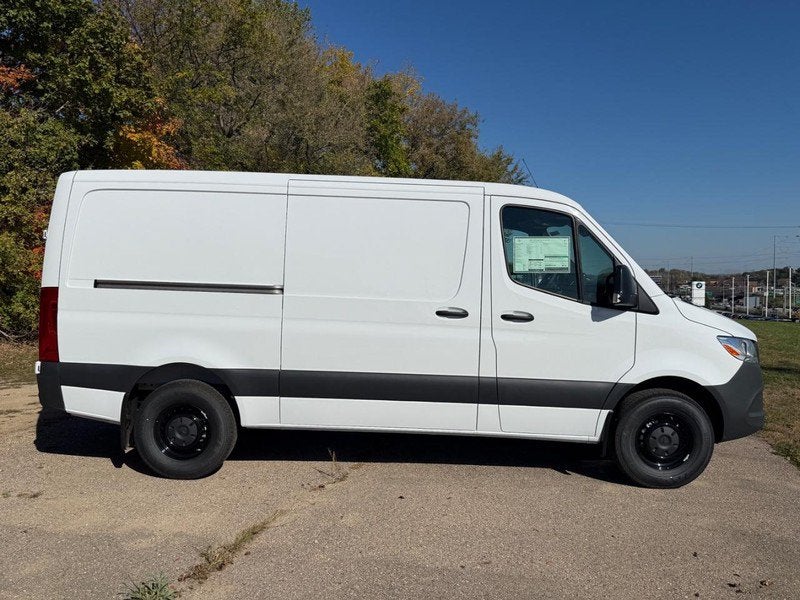 2027 Mercedes-Benz Sprinter 2500 Cargo 144 WB