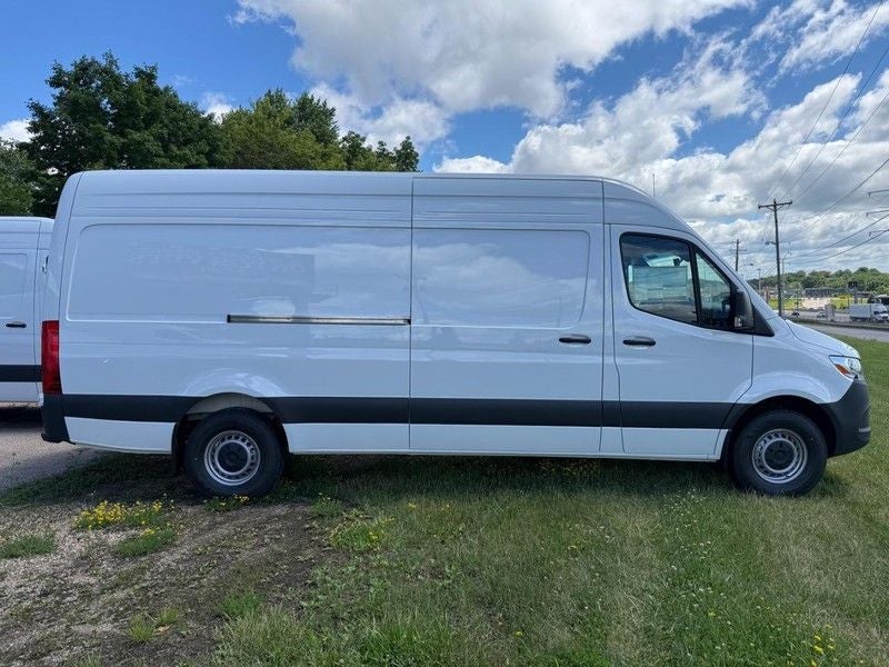2026 Mercedes-Benz Sprinter 2500 Cargo 170 WB High Roof