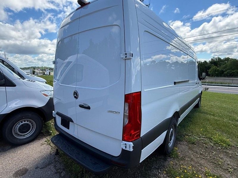 2026 Mercedes-Benz Sprinter 2500 Cargo 170 WB High Roof
