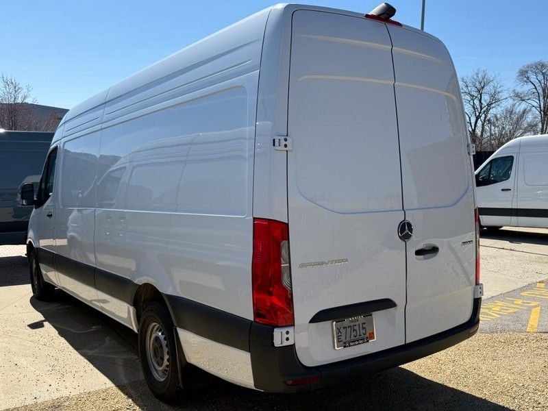 2025 Mercedes-Benz Sprinter 2500 Cargo 170 WB High Roof