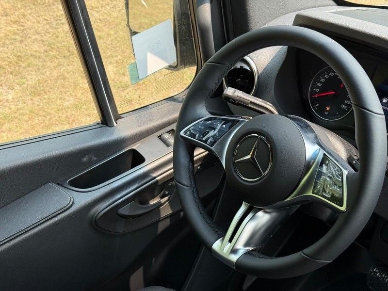 2026 Mercedes-Benz Sprinter 2500 Cargo 170 WB High Roof