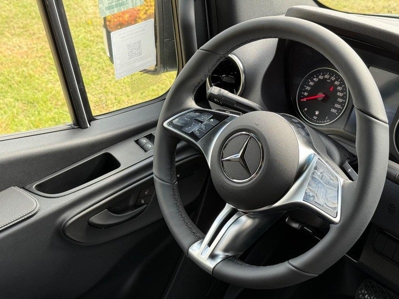 2026 Mercedes-Benz Sprinter 2500 Cargo 144 WB