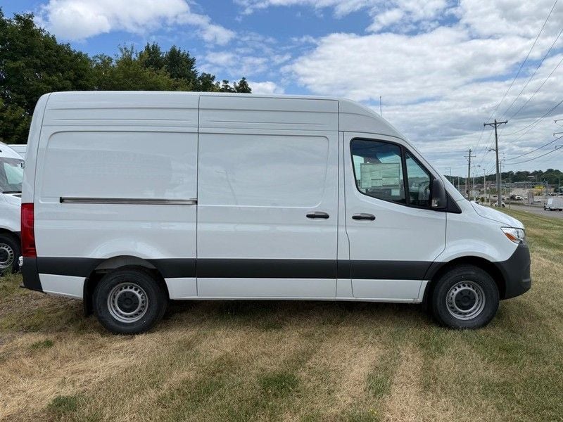 2026 Mercedes-Benz Sprinter 2500 Cargo 144 WB