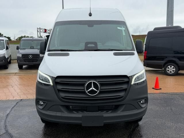2026 Mercedes-Benz Sprinter 2500 Cargo 144 WB