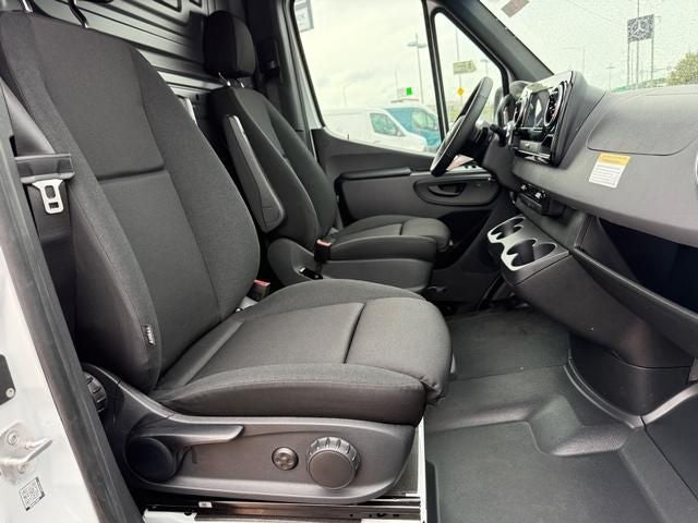 2026 Mercedes-Benz Sprinter 2500 Cargo 144 WB