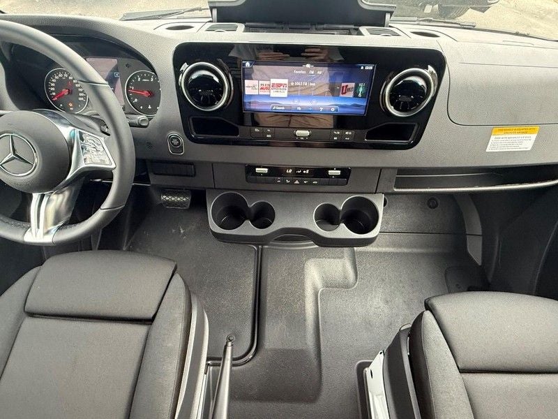 2026 Mercedes-Benz Sprinter 2500 Cargo 144 WB