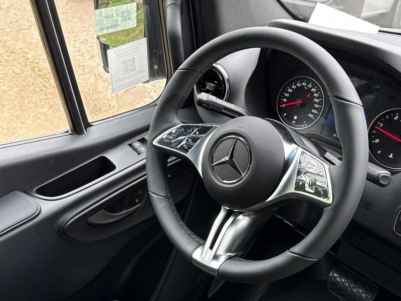2026 Mercedes-Benz Sprinter 2500 Cargo 144 WB
