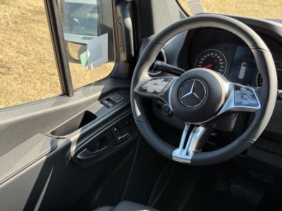 2026 Mercedes-Benz Sprinter 2500 Cargo 144 WB AWD