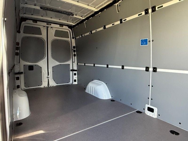 2026 Mercedes-Benz Sprinter 2500 Cargo 170 WB High Roof