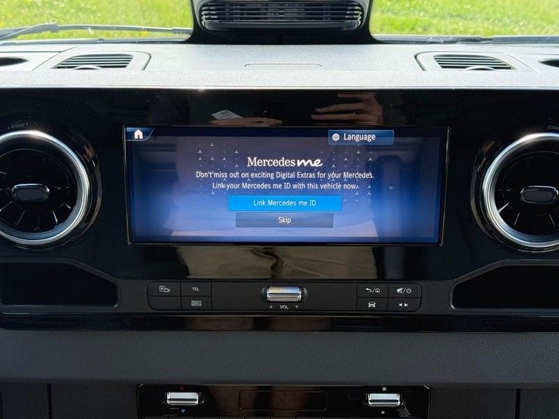 2026 Mercedes-Benz Sprinter 2500 Cargo 170 WB High Roof