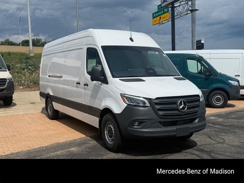 2026 Mercedes-Benz Sprinter 2500 Cargo 170 WB High Roof