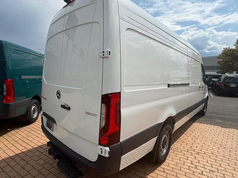 2026 Mercedes-Benz Sprinter 2500 Cargo 170 WB High Roof