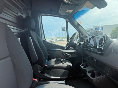 2026 Mercedes-Benz Sprinter 2500 Cargo 170 WB High Roof