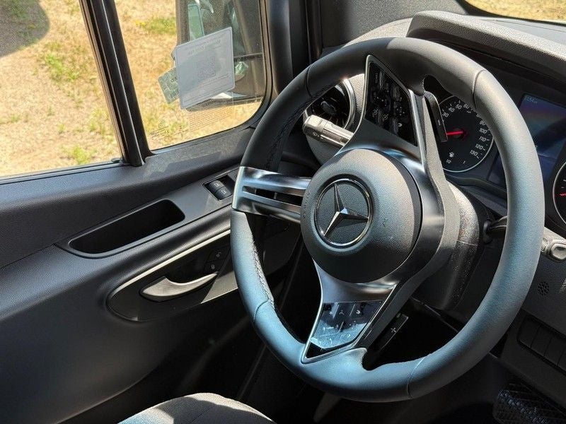 2026 Mercedes-Benz Sprinter 2500 Cargo 170 WB High Roof
