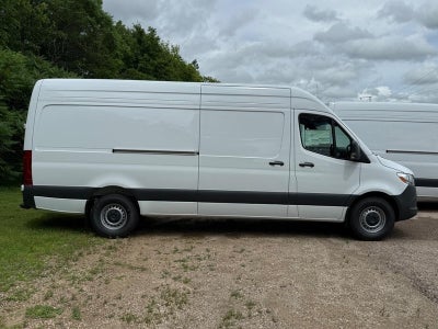 2025 Mercedes-Benz Sprinter 2500 Cargo 170 WB High Roof