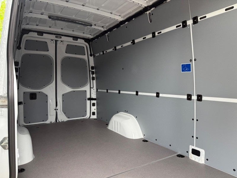 2025 Mercedes-Benz Sprinter 2500 Cargo 170 WB High Roof